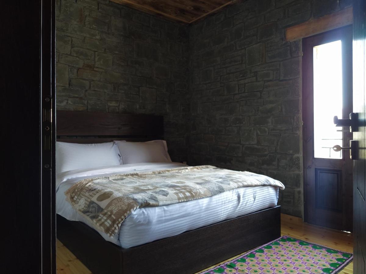 Chri Chri Guesthouse Permet Exterior photo